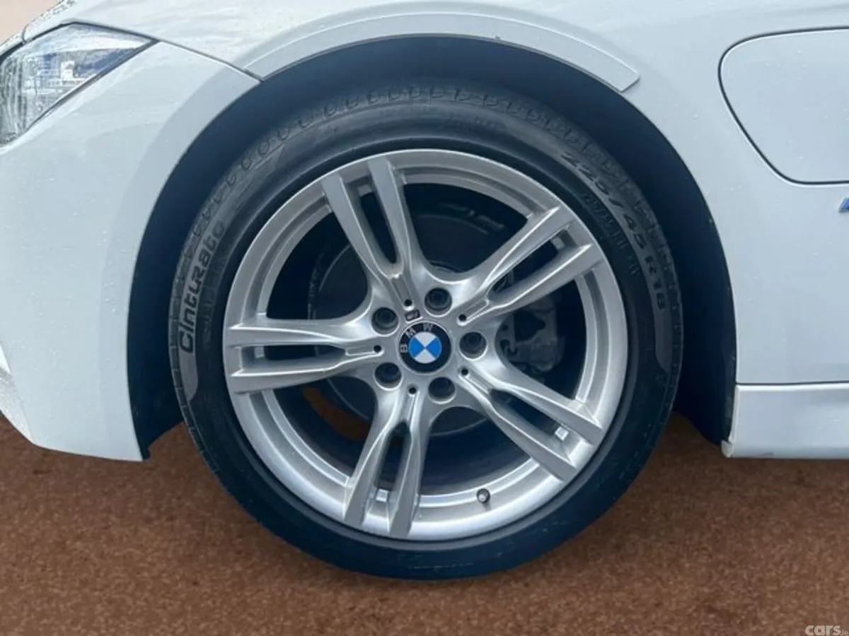 BMW 3-Series Saloon, Petrol Plug-in Hybrid, 2018, White