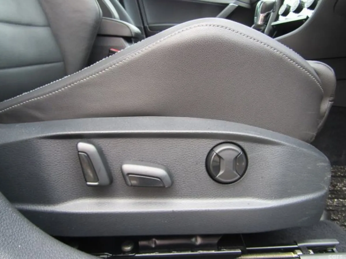 Volkswagen Golf Estate, Petrol, 2015, White