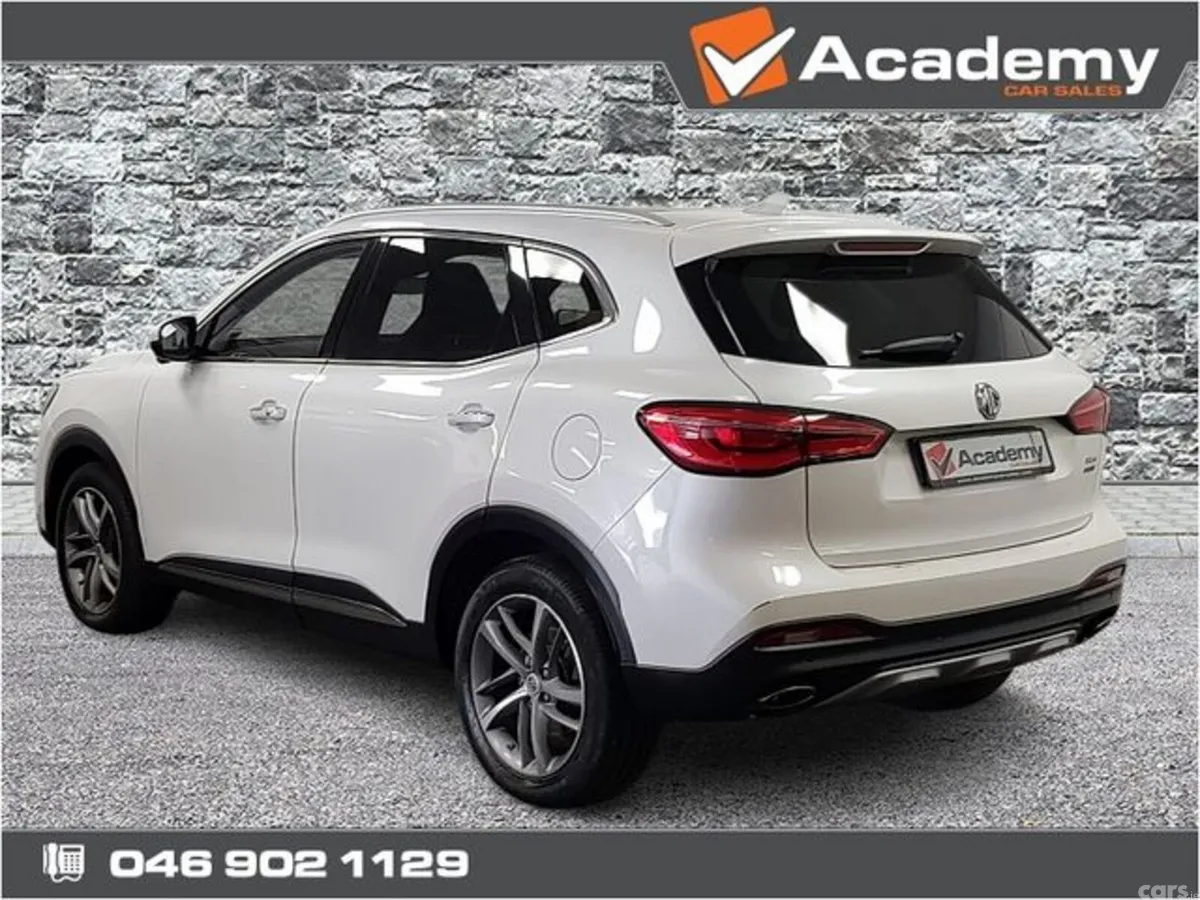 MG HS Hatchback, Petrol Plug-in Hybrid, 2023, White