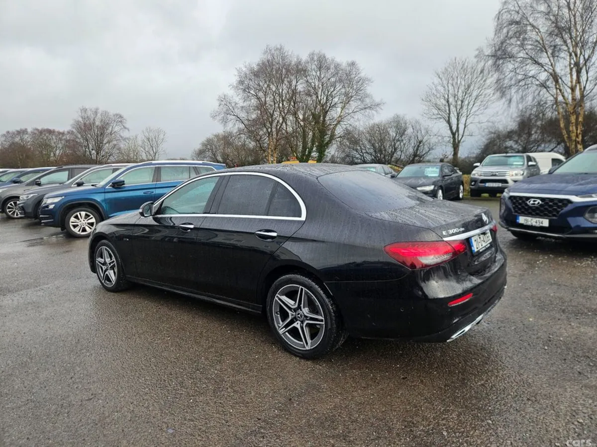 Mercedes-Benz E 300 Saloon, Diesel Plug-in Hybrid, 2021, Black