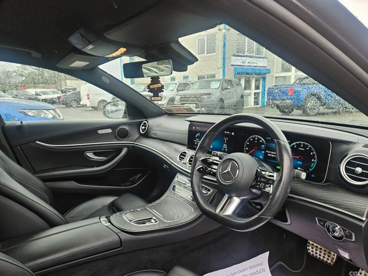 Mercedes-Benz E 300 Saloon, Diesel Plug-in Hybrid, 2021, Black