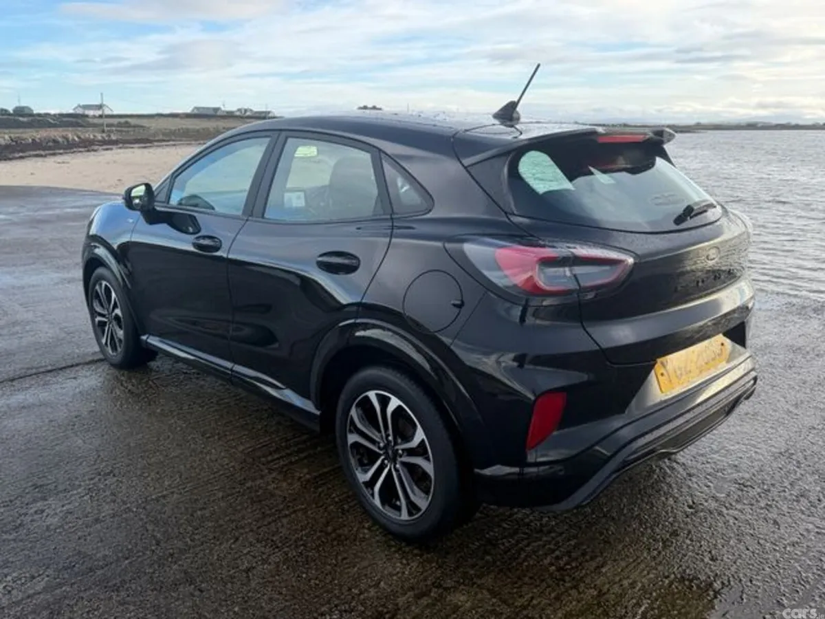 Ford Puma Hatchback, Petrol, 2022, Black
