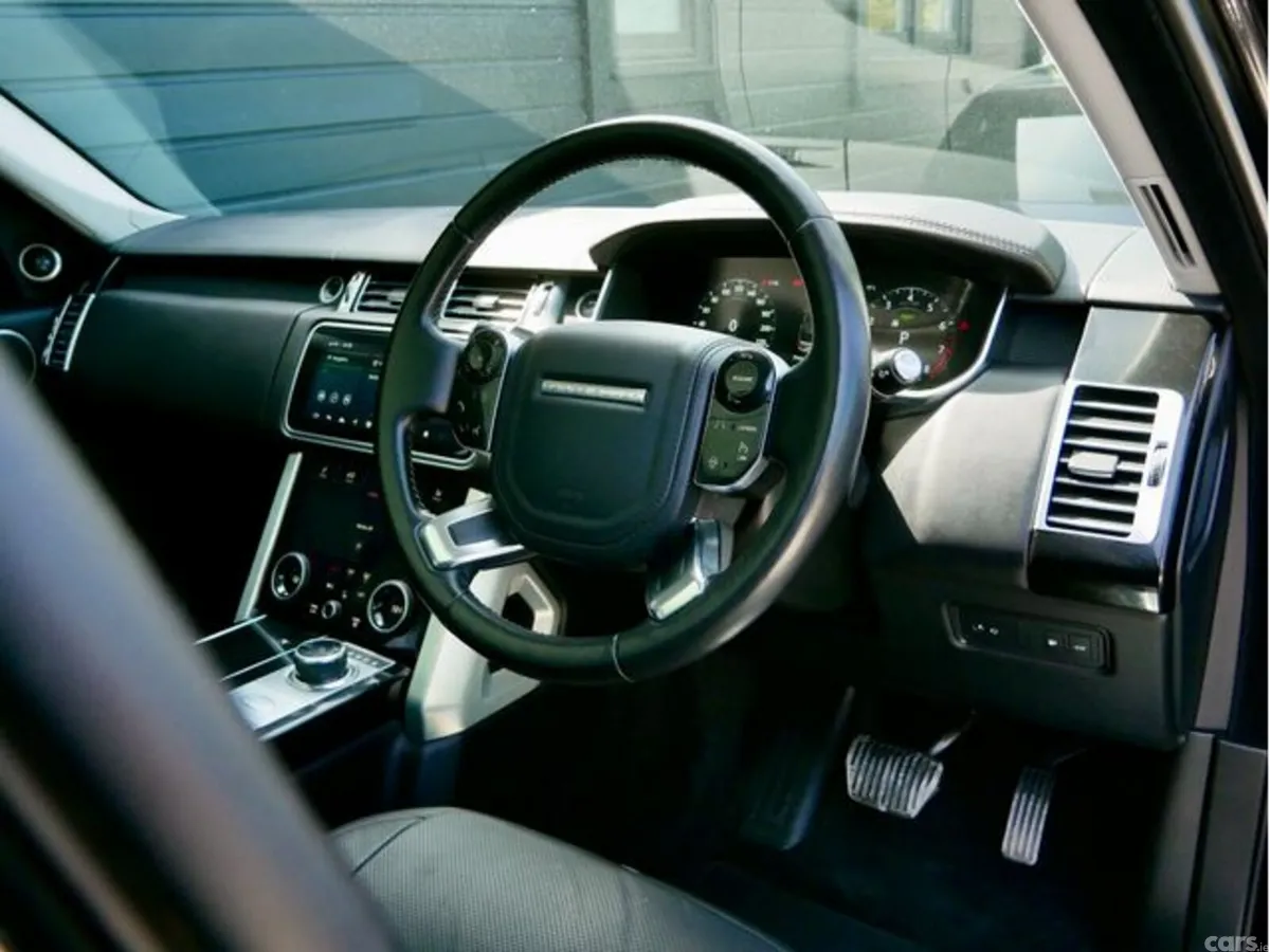 Land Rover Range Rover SUV, Petrol Plug-in Hybrid, 2020, Black