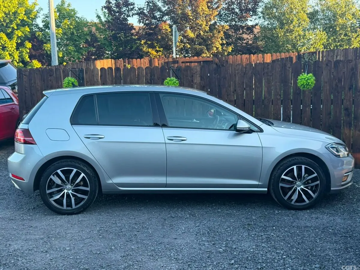 Volkswagen Golf Hatchback, Petrol, 2019, Silver