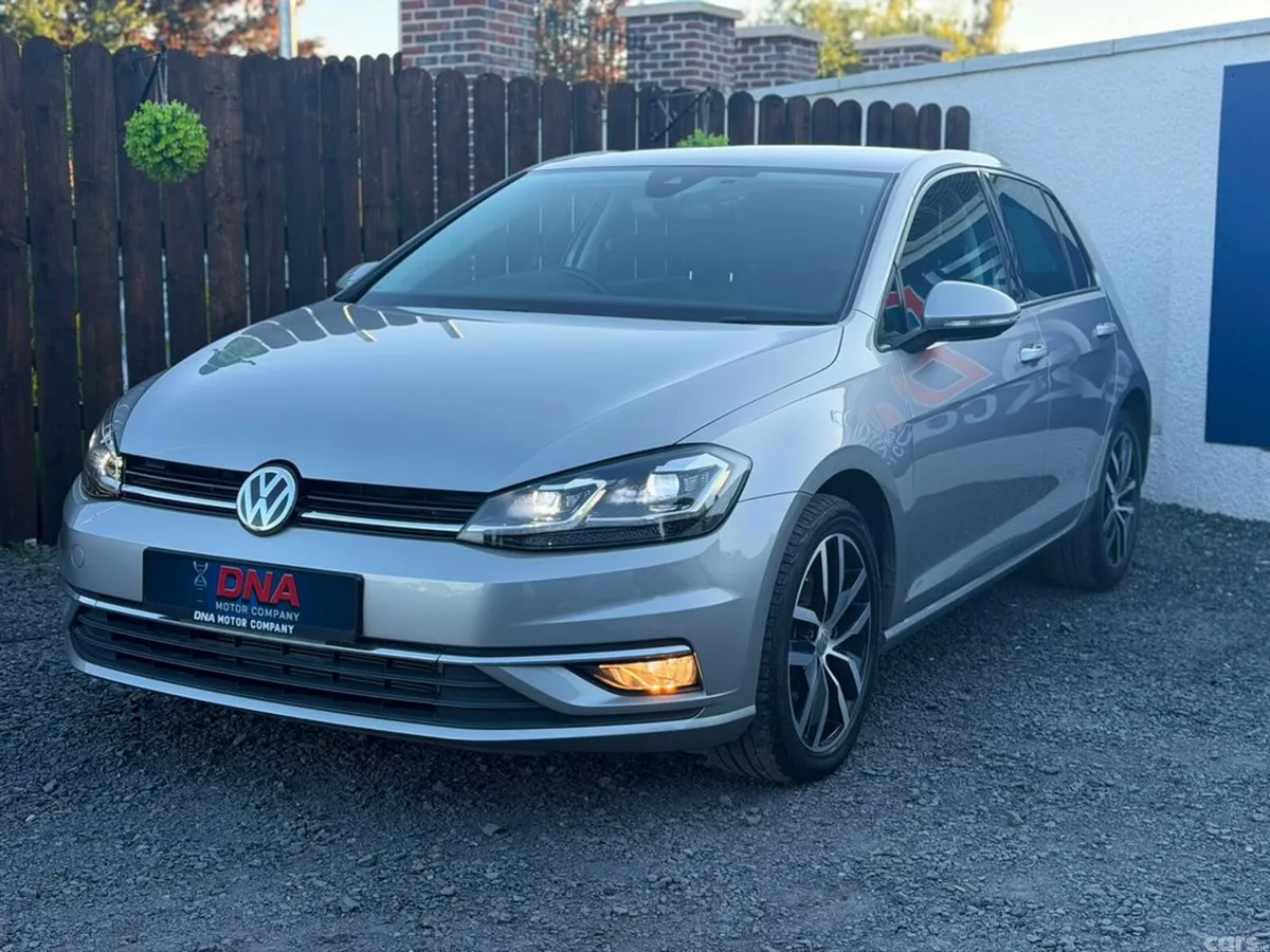 Volkswagen Golf Hatchback, Petrol, 2019, Silver