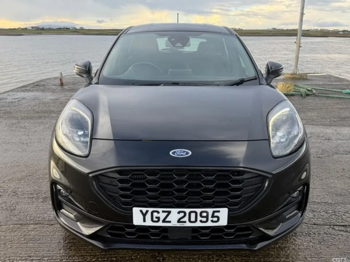 Ford Puma Hatchback, Petrol, 2022, Black