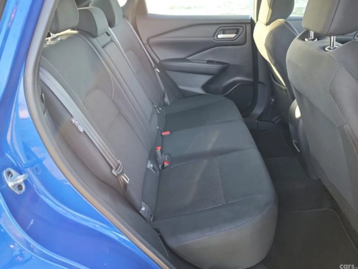 Nissan Qashqai MPV, Petrol, 2024, Blue