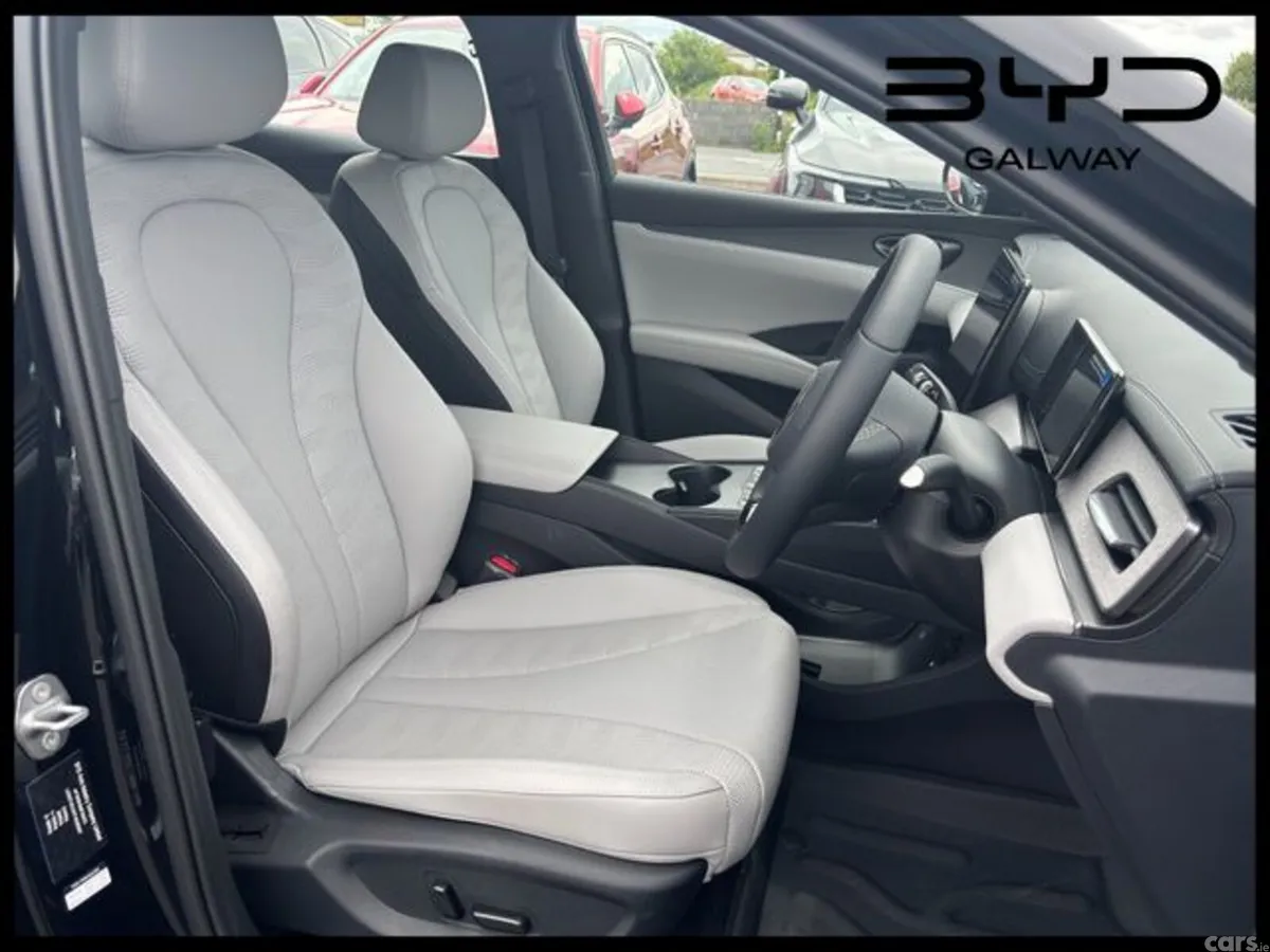 BYD Seal 6 Estate, Petrol Plug-in Hybrid, 2026, Black