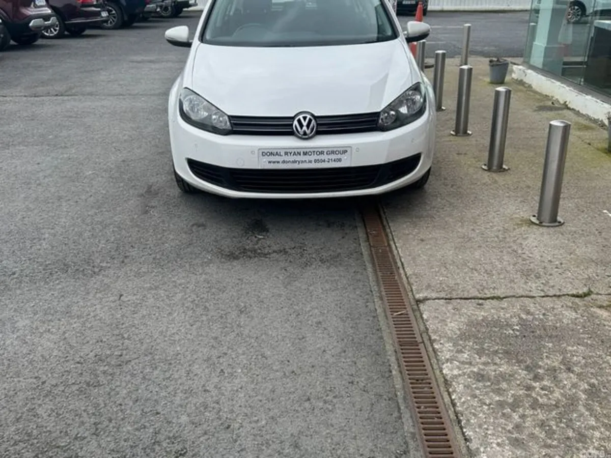 Volkswagen Golf Hatchback, Petrol, 2013, White
