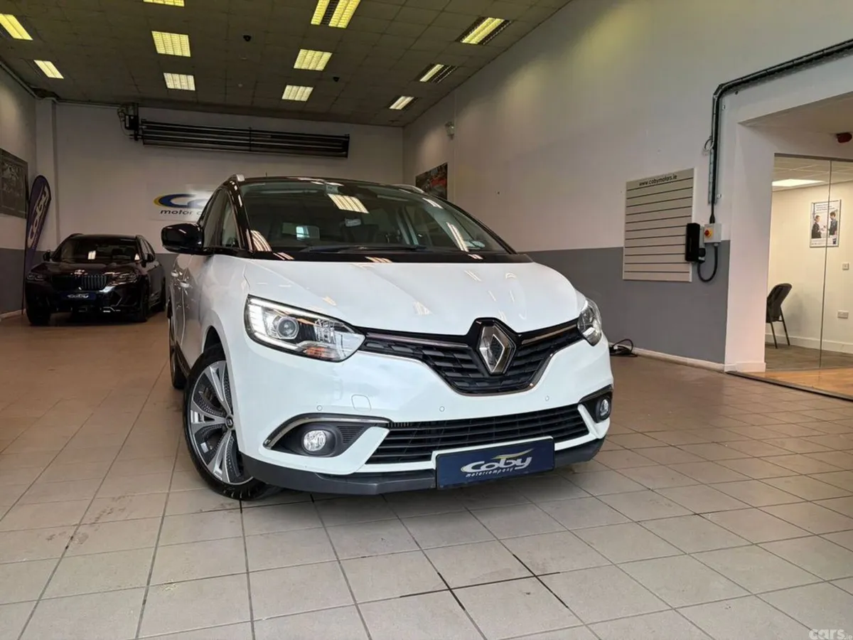 Renault Grand Scenic Hatchback, Petrol, 2019, White