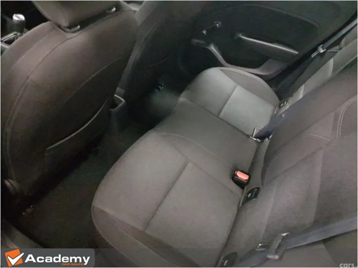 Renault Clio Hatchback, Petrol, 2023, Black
