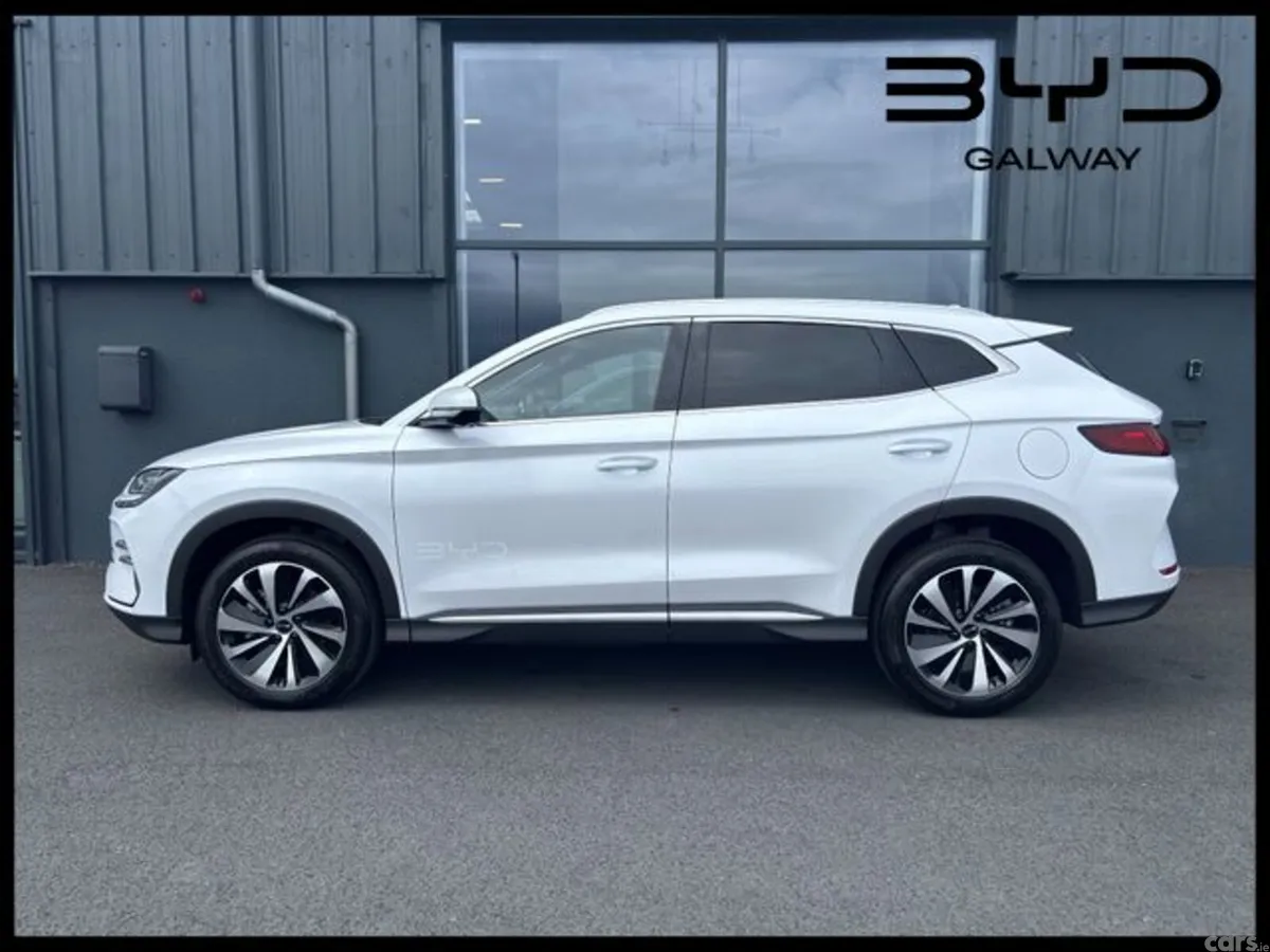 BYD SEAL U SUV, Petrol Plug-in Hybrid, 2026, White