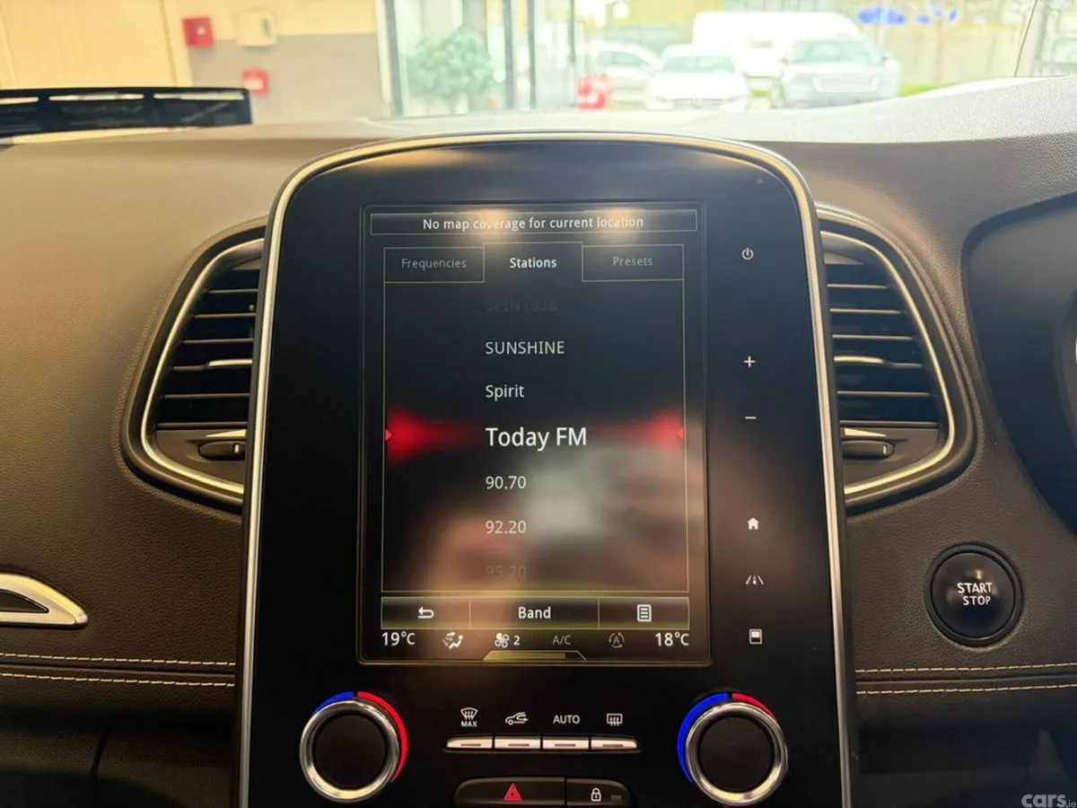Renault Grand Scenic Hatchback, Petrol, 2019, White