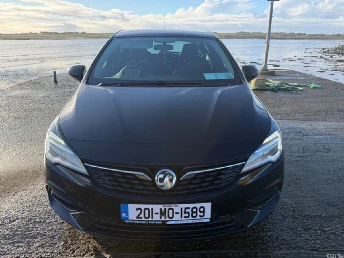 Vauxhall Astra Hatchback, Diesel, 2020, Black