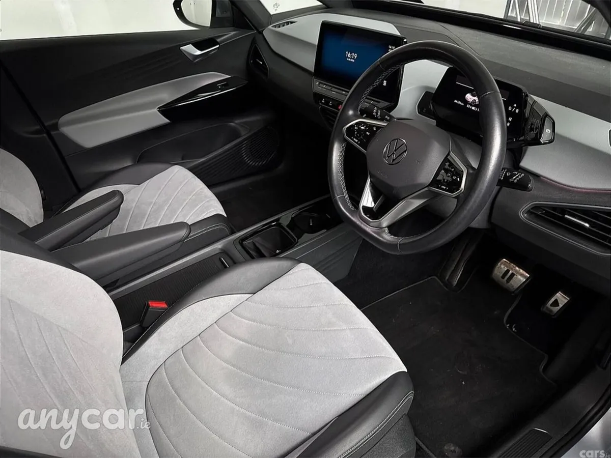 Volkswagen ID.3 Estate, Electric, 2023, Grey