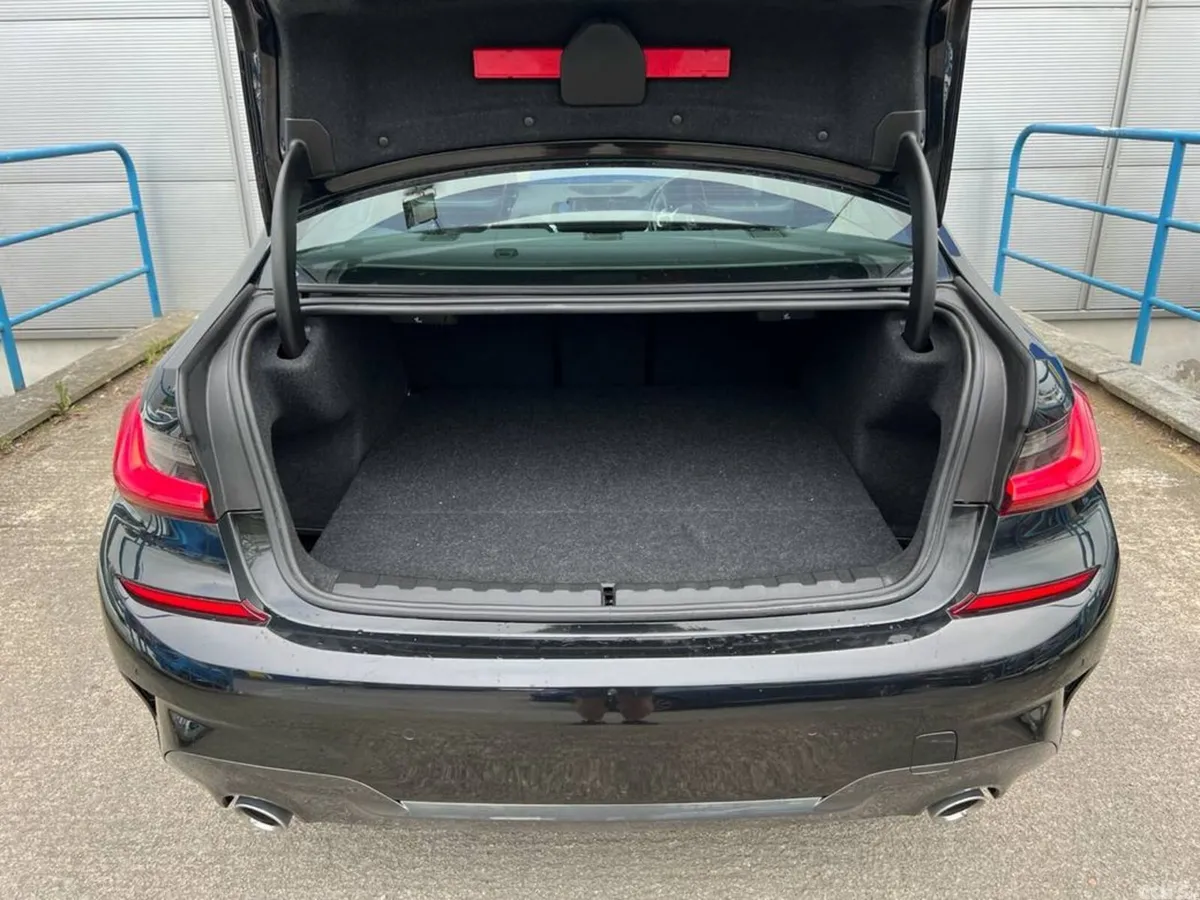 BMW 3-Series Saloon, Diesel, 2020, Black