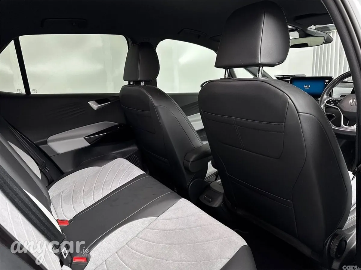 Volkswagen ID.3 Estate, Electric, 2023, Grey
