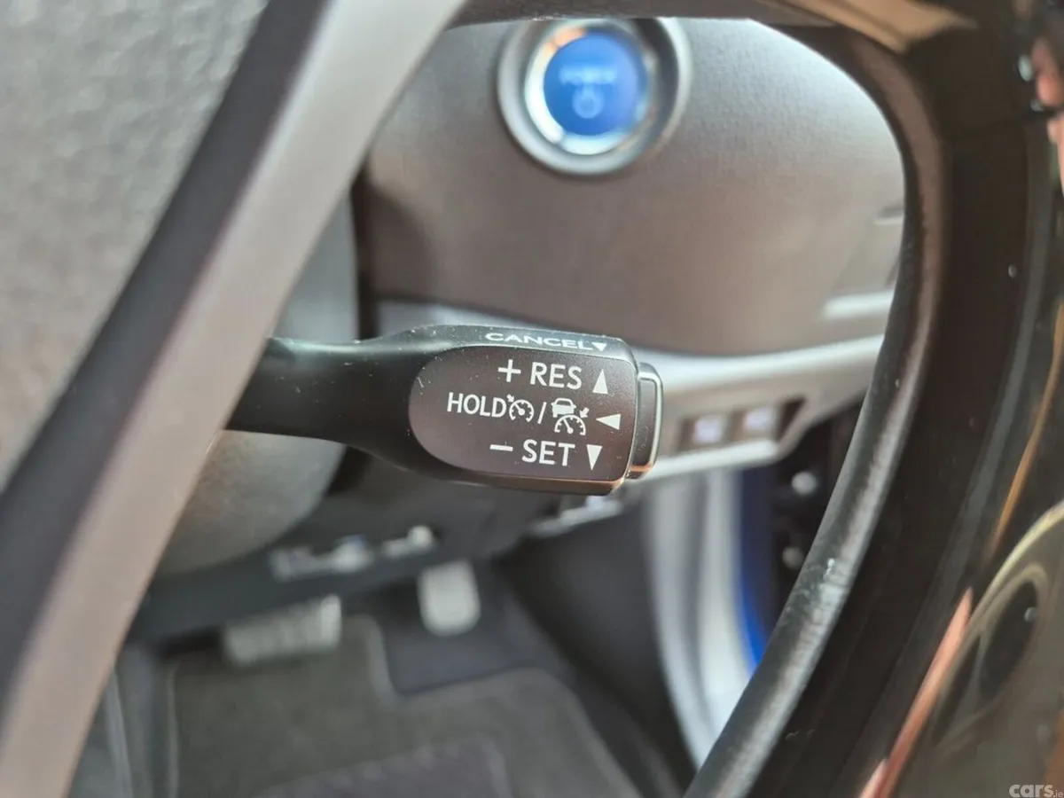 Toyota C-HR SUV, Petrol Hybrid, 2021, Blue
