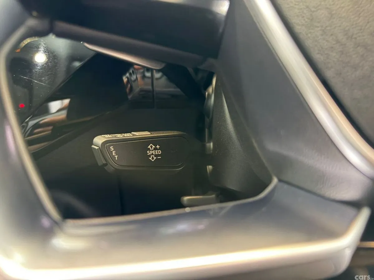 Audi e-tron SUV, Electric, 2020, Black