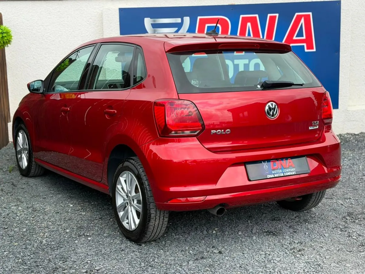 Volkswagen Polo Hatchback, Petrol, 2017, Red