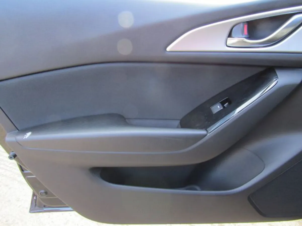 Mazda Mazda3 Hatchback, Diesel, 2019, Black