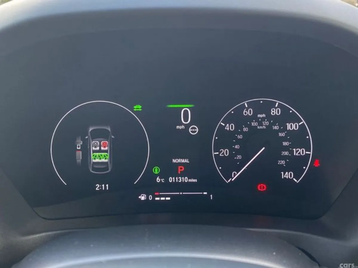 Honda HR-V Hatchback, Petrol Hybrid, 2025, White