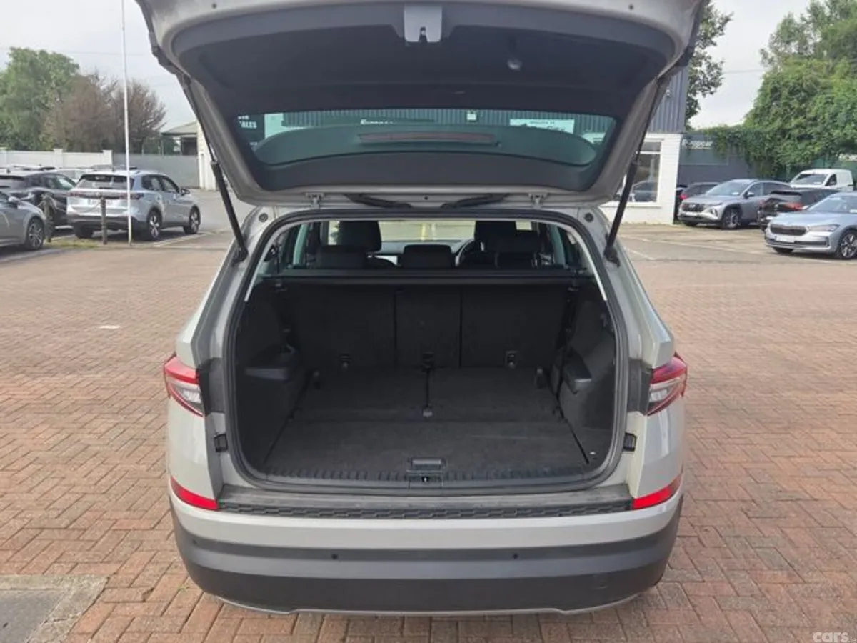 Skoda Kodiaq Estate, Diesel, 2024, Grey
