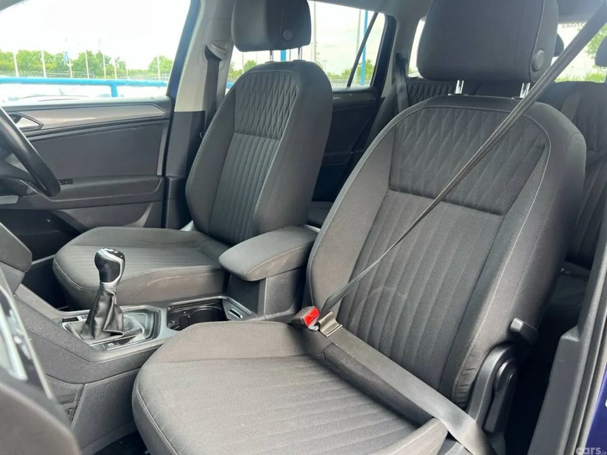 Volkswagen Tiguan Estate, Diesel, 2022, Blue