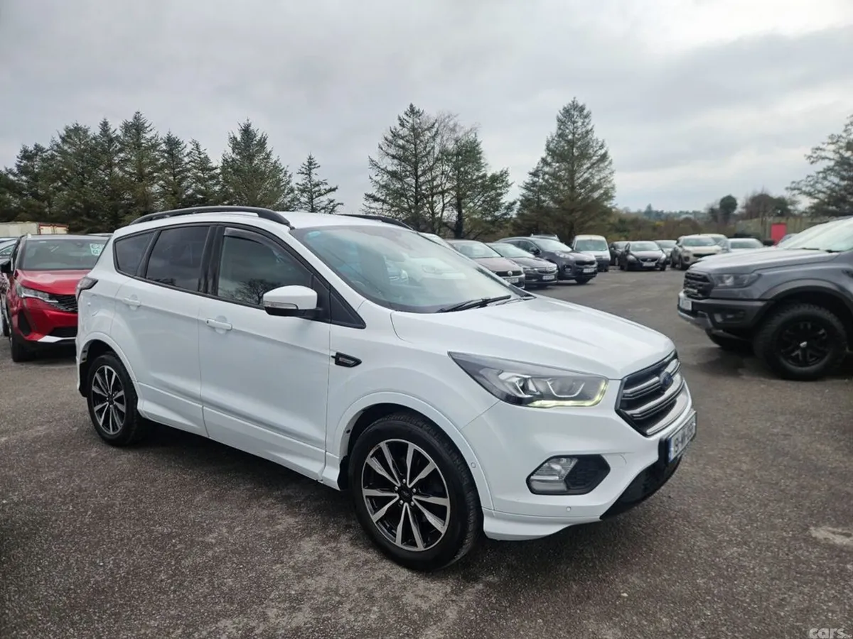 Ford Kuga Hatchback, Diesel, 2019, White