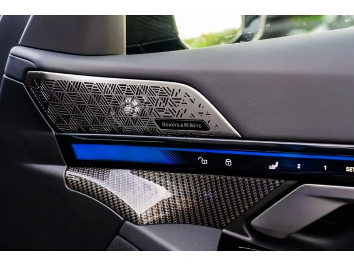 BMW M5 Estate, Petrol Plug-in Hybrid, 2026, Blue