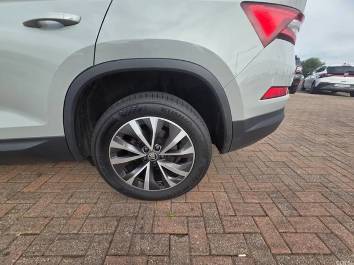 Skoda Kodiaq Estate, Diesel, 2024, Grey