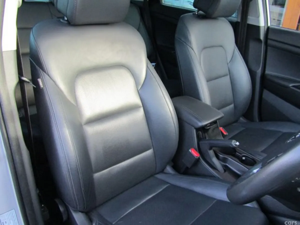 Hyundai Tucson SUV, Diesel, 2016, Silver
