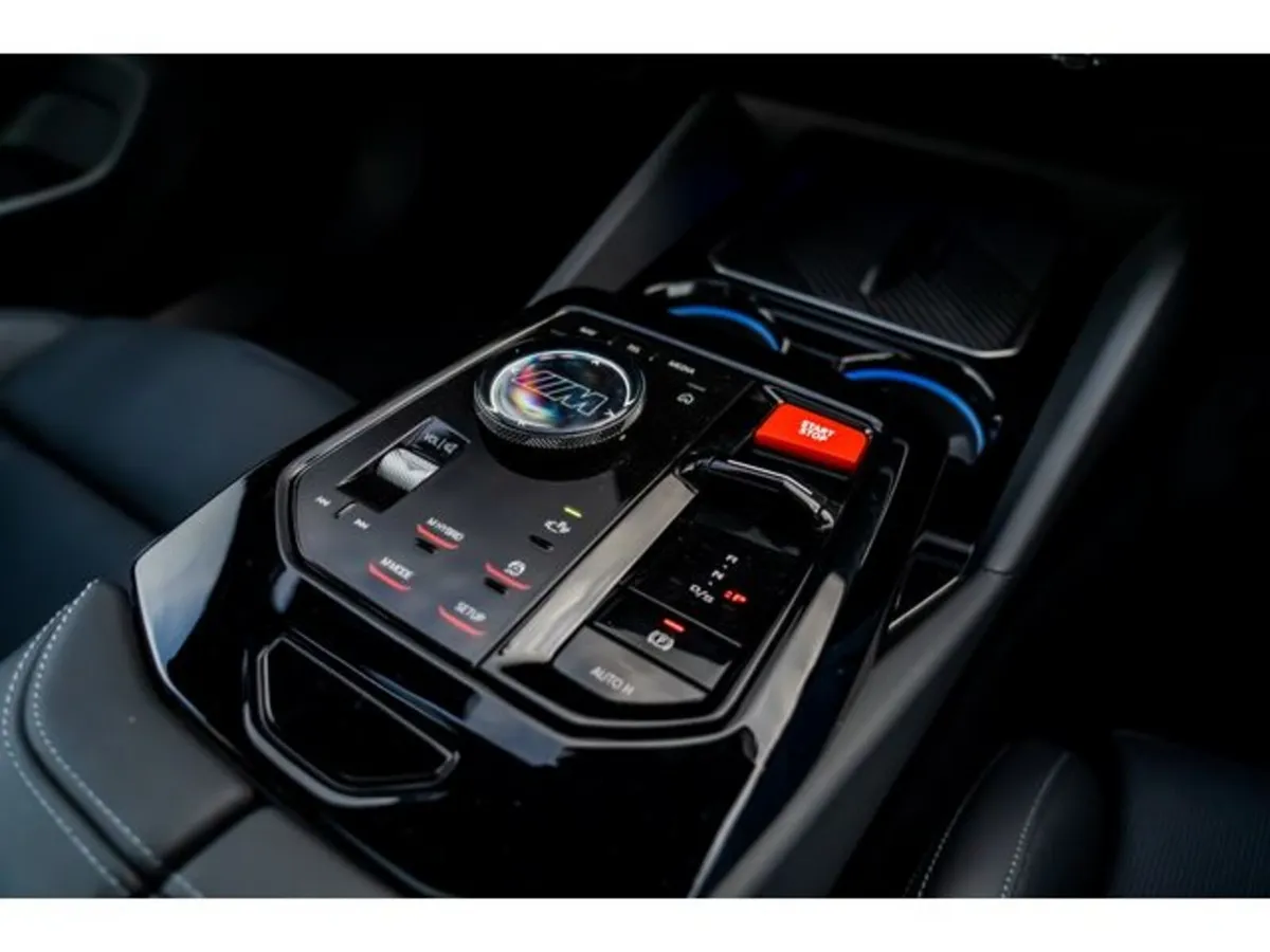 BMW M5 Estate, Petrol Plug-in Hybrid, 2026, Blue