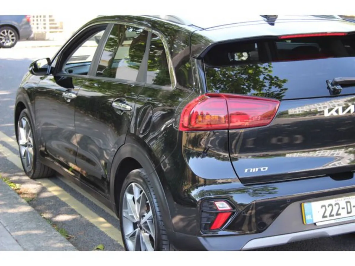 Kia Niro Estate, Petrol Hybrid, 2022, Black