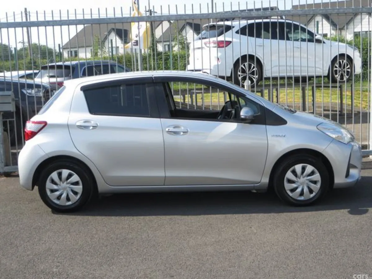 Toyota Vitz Hatchback, Petrol Hybrid, 2019, Silver