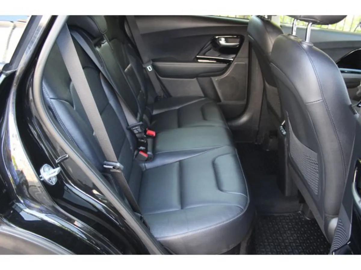 Kia Niro Estate, Petrol Hybrid, 2022, Black