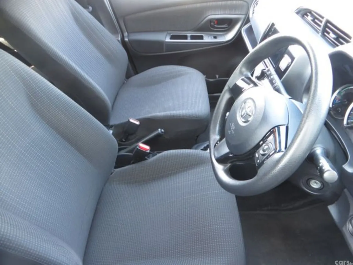 Toyota Vitz Hatchback, Petrol Hybrid, 2019, Silver
