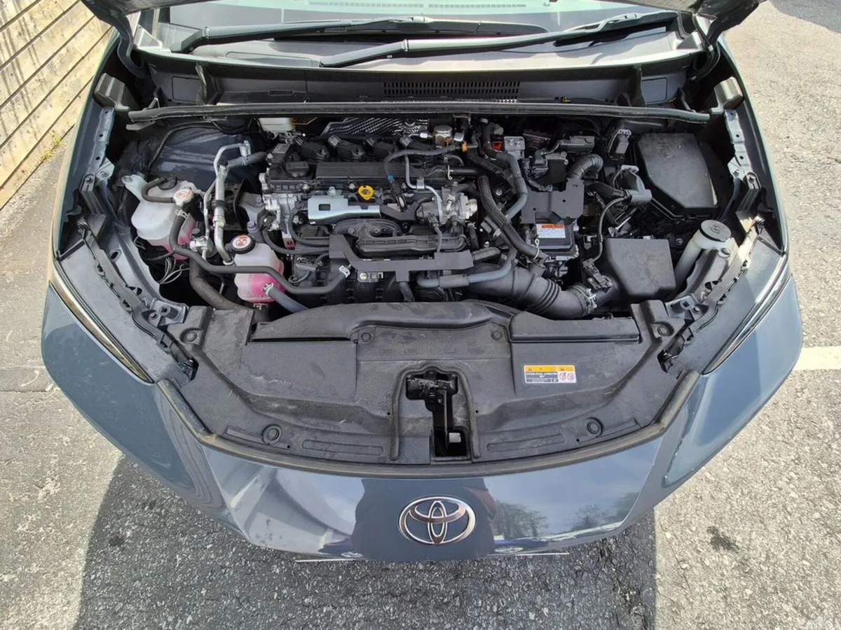Toyota Prius Hatchback, Petrol Hybrid, 2023, Grey
