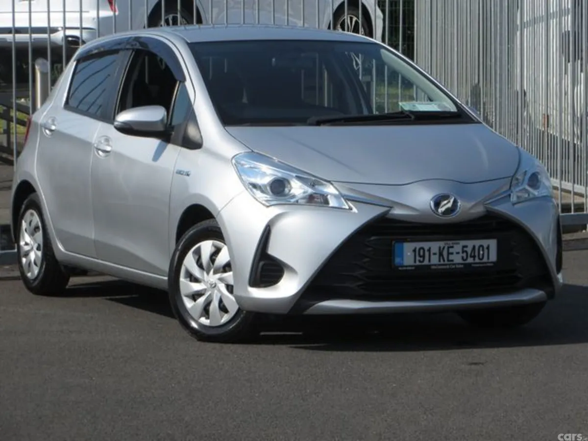Toyota Vitz Hatchback, Petrol Hybrid, 2019, Silver