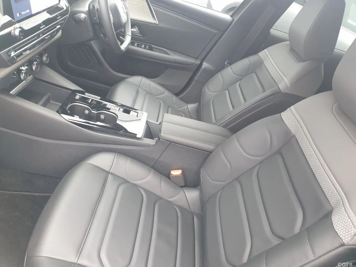 Citroen C5 X Hatchback, Petrol Plug-in Hybrid, 2025, Grey
