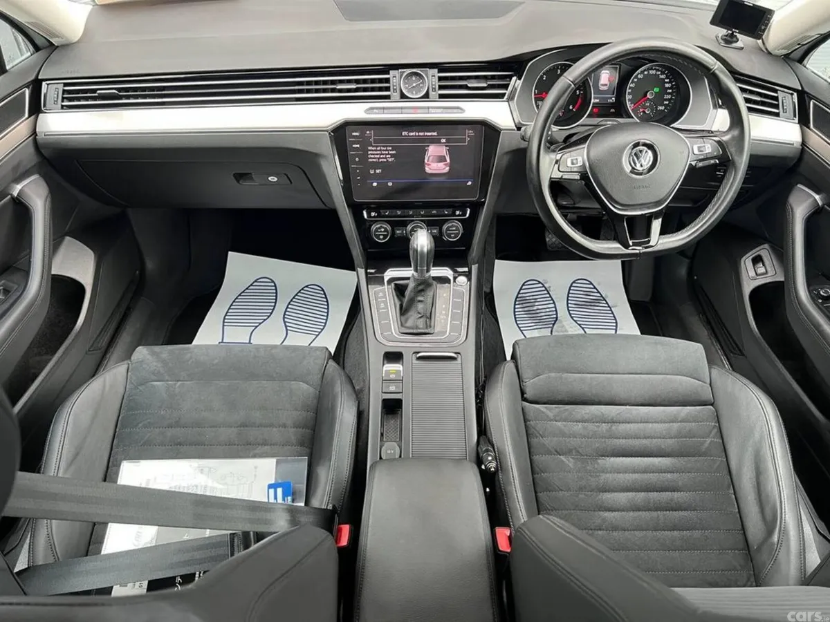 Volkswagen Passat Estate, Diesel, 2019, White