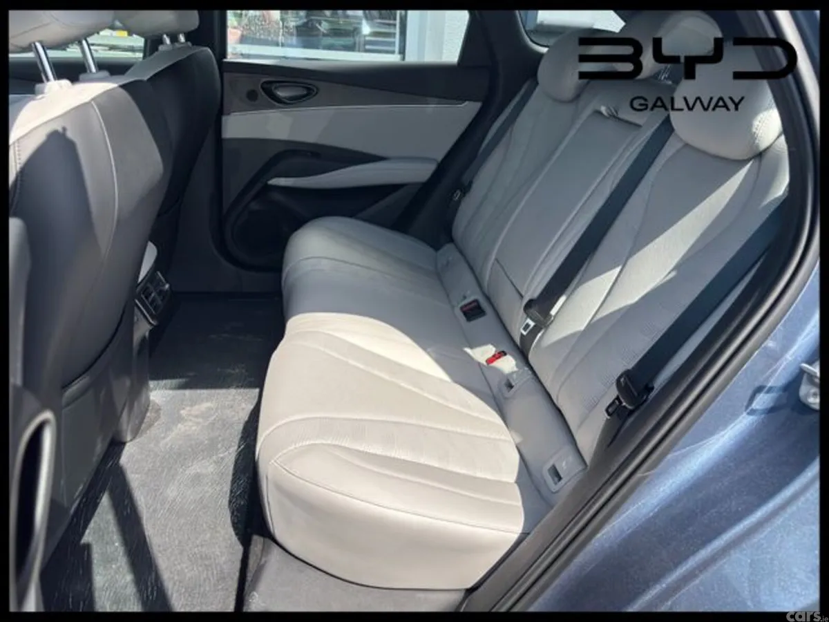 BYD Seal 6 Estate, Petrol Plug-in Hybrid, 2026, Blue