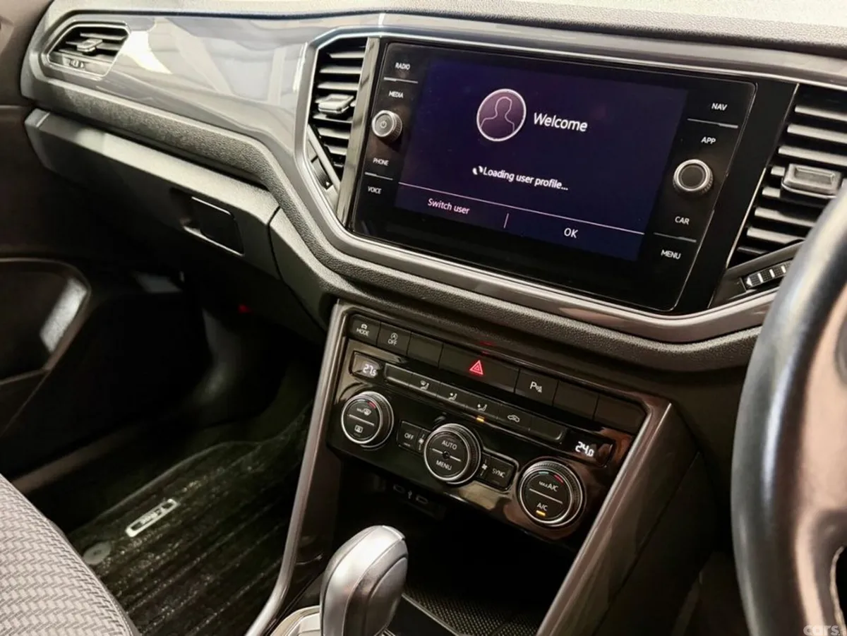 Volkswagen T-Roc SUV, Diesel, 2020, White