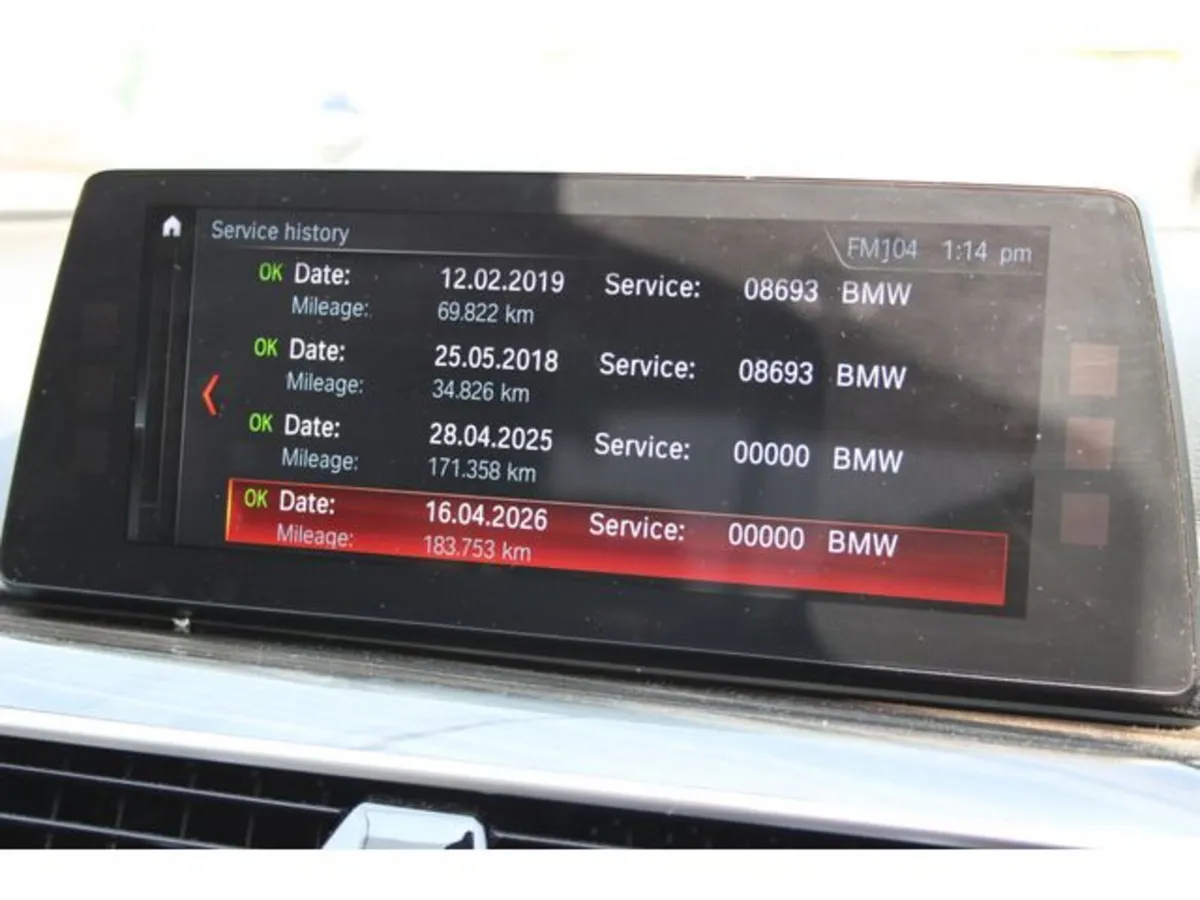 BMW 5-Series Saloon, Petrol Plug-in Hybrid, 2017, White