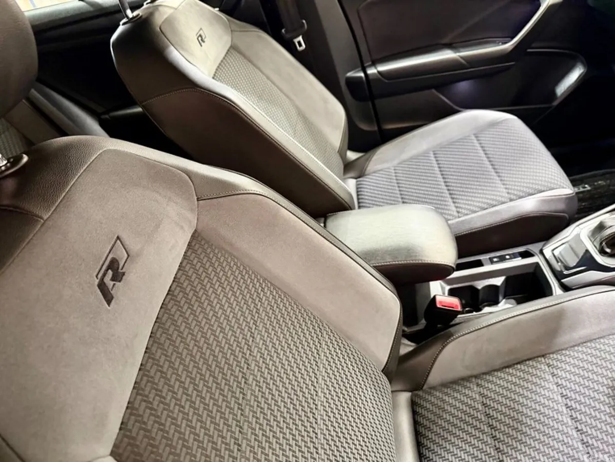 Volkswagen T-Roc SUV, Diesel, 2020, White