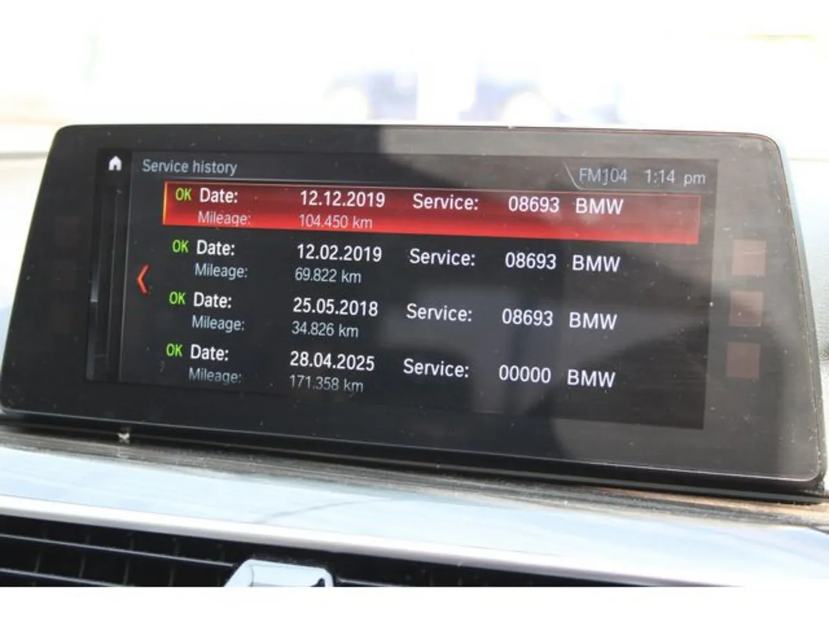 BMW 5-Series Saloon, Petrol Plug-in Hybrid, 2017, White