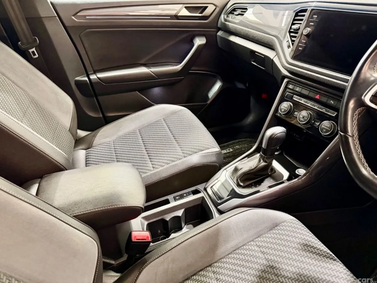 Volkswagen T-Roc SUV, Diesel, 2020, White