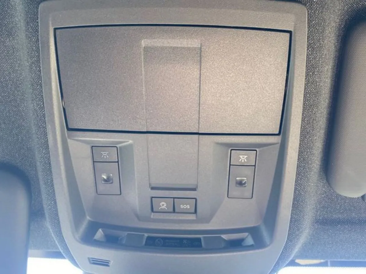Jeep Compass SUV, Electric, 2026, Green