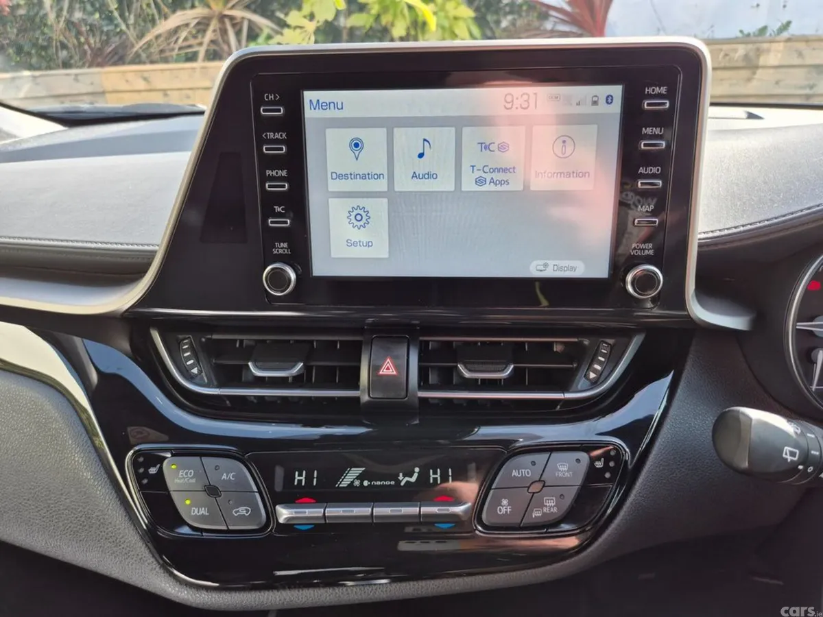 Toyota C-HR SUV, Petrol Hybrid, 2021, Blue