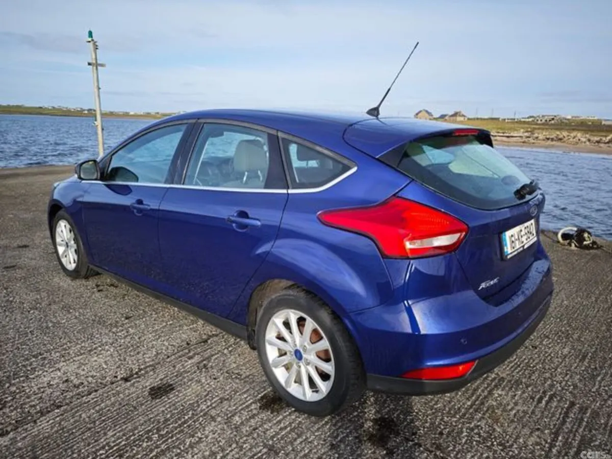 Ford Focus Hatchback, Diesel, 2016, Blue